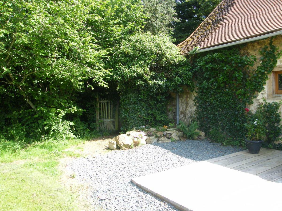 Pear Tree Gite Genis Exterior photo