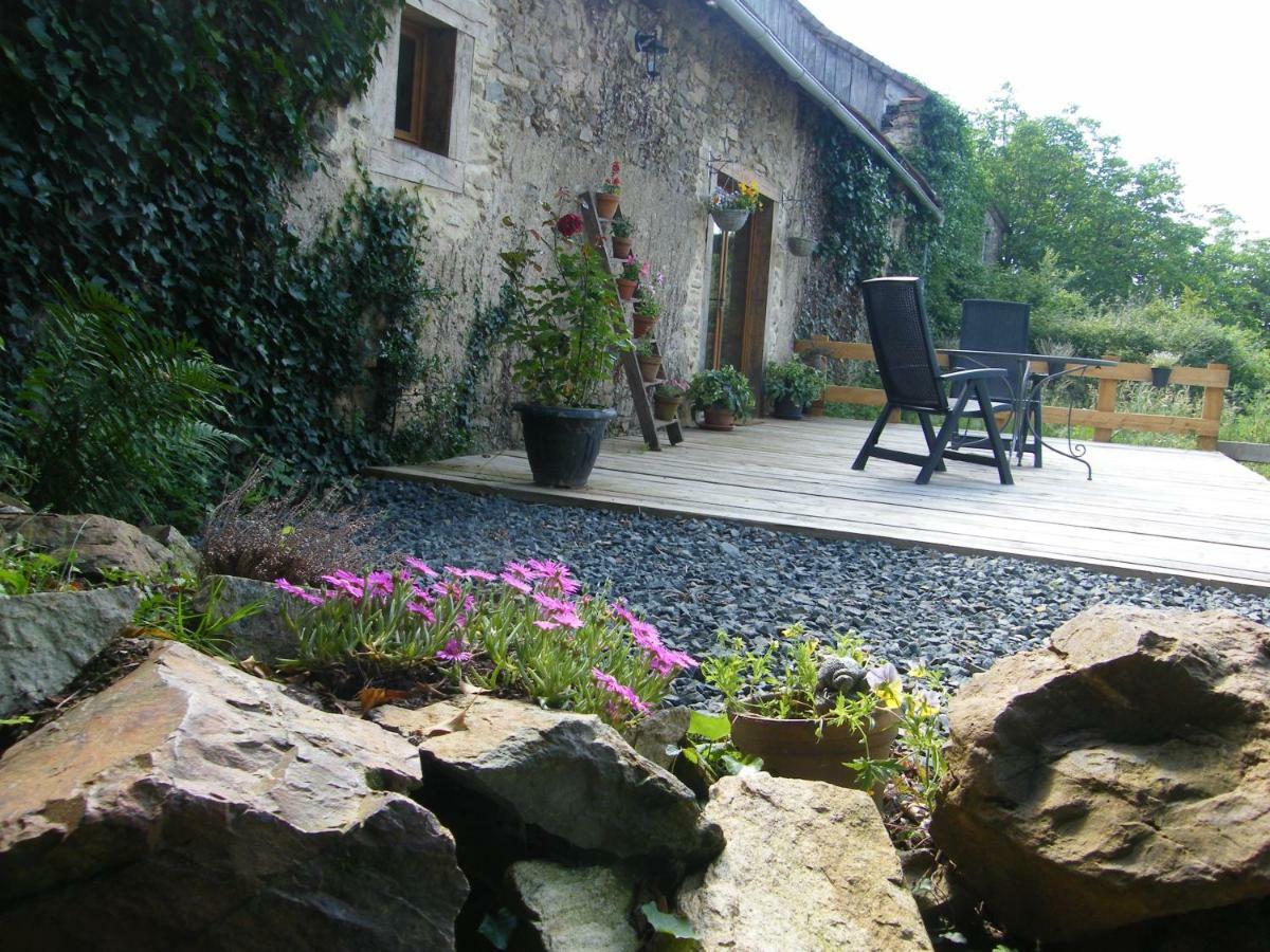 Pear Tree Gite Genis Exterior photo